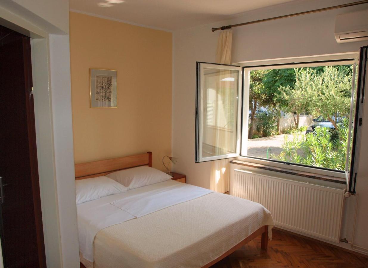 Ana Guest House Nin Rom bilde